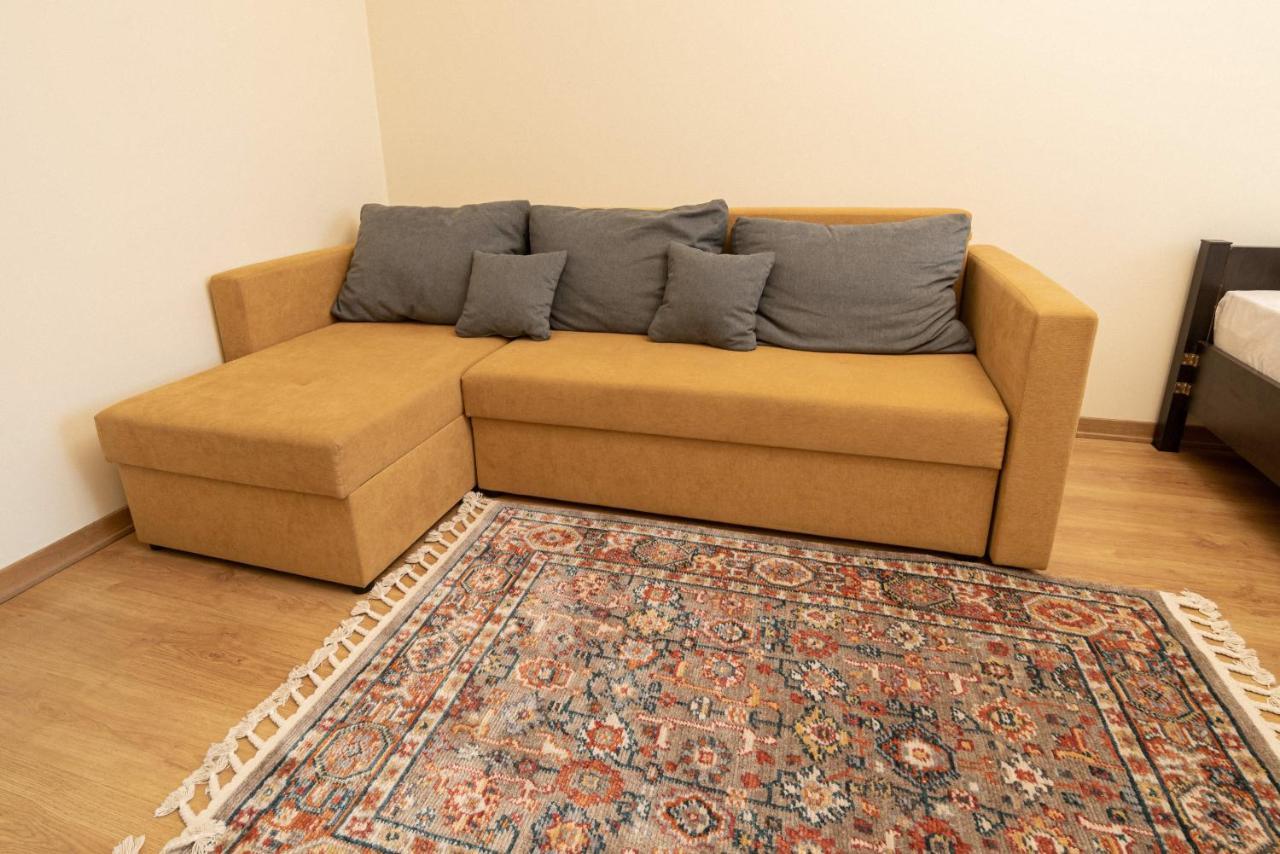 Comfort Apartment Lviv Exterior photo
